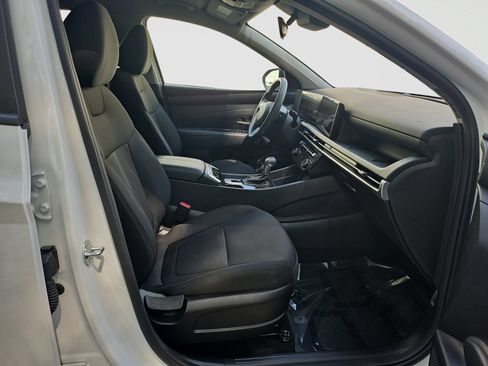 Used 2025 Hyundai Tucson SEL FWD image 17