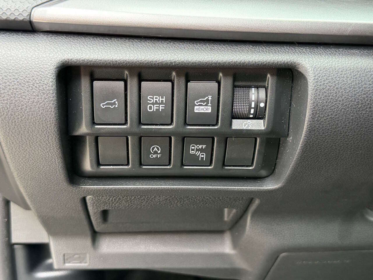 Used 2022 Subaru Forester Premium AWD/4WD image 29