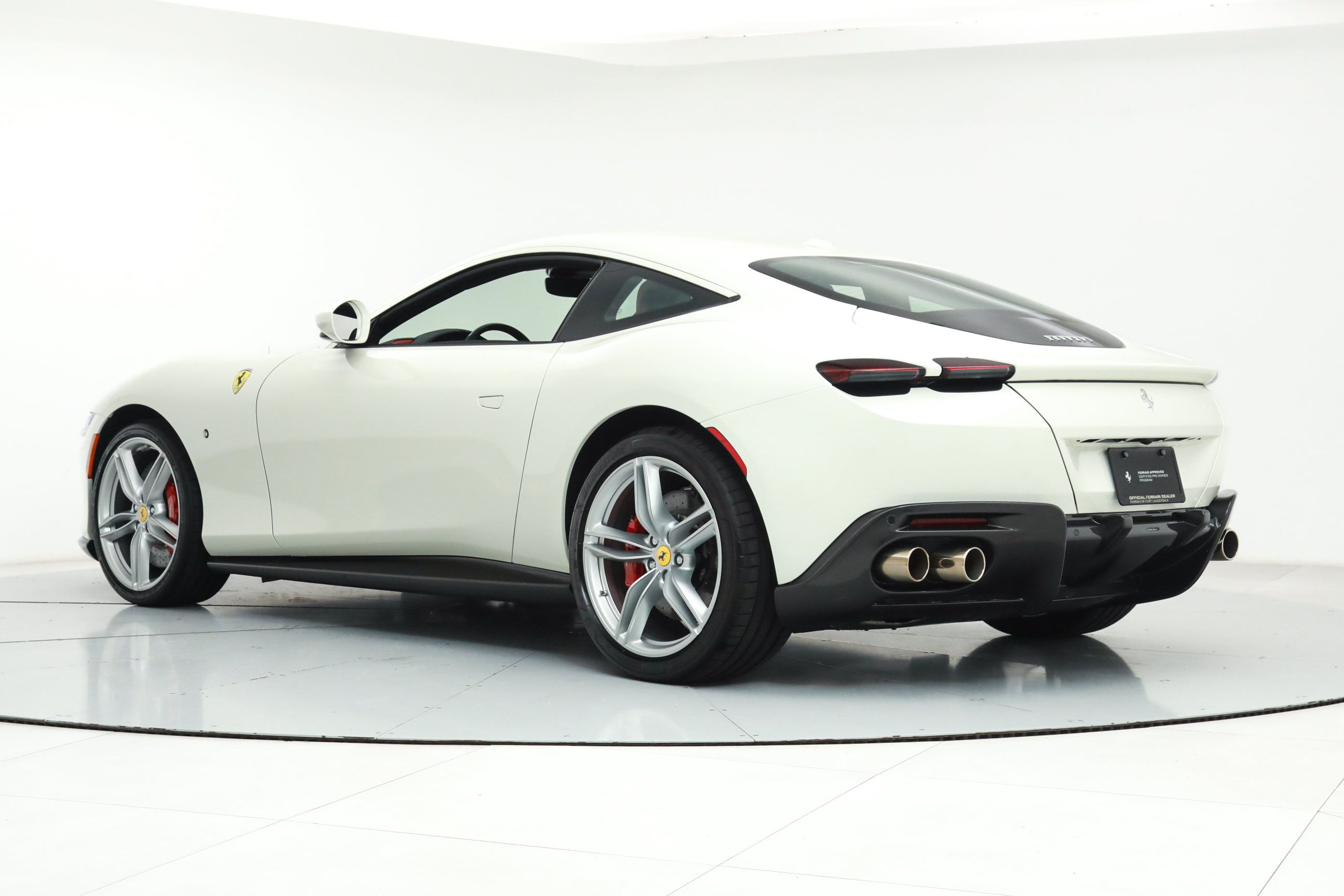 Certified 2024 Ferrari Roma RWD image 7