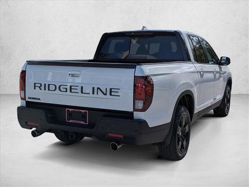 Used 2024 Honda Ridgeline Black Edition image 5