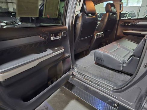 Used 2019 Toyota Tundra Platinum AWD/4WD image 17