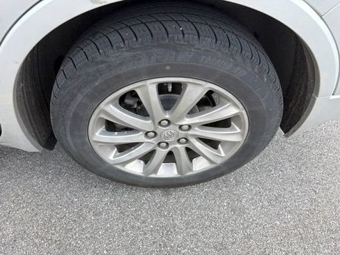 Used 2019 Buick Envision Essence w/ LPO, Cargo Package FWD image 8