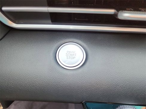 New 2025 Hyundai Elantra Blue image 26