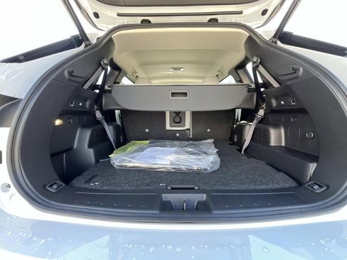 New 2026 Mitsubishi Outlander SE image 13