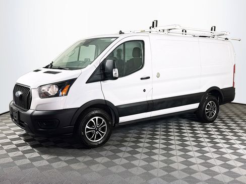 Used 2021 Ford Transit 250 Low Roof RWD image 4