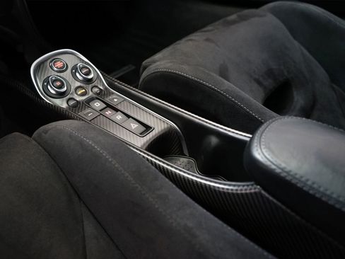 Used 2019 McLaren 570S Coupe image 16