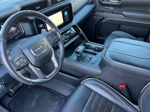 Used 2023 GMC Sierra 1500 AT4X image 12