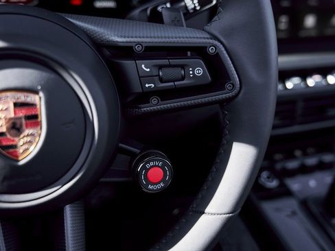 Used 2026 Porsche 911 Carrera GTS w/ Premium Package image 50