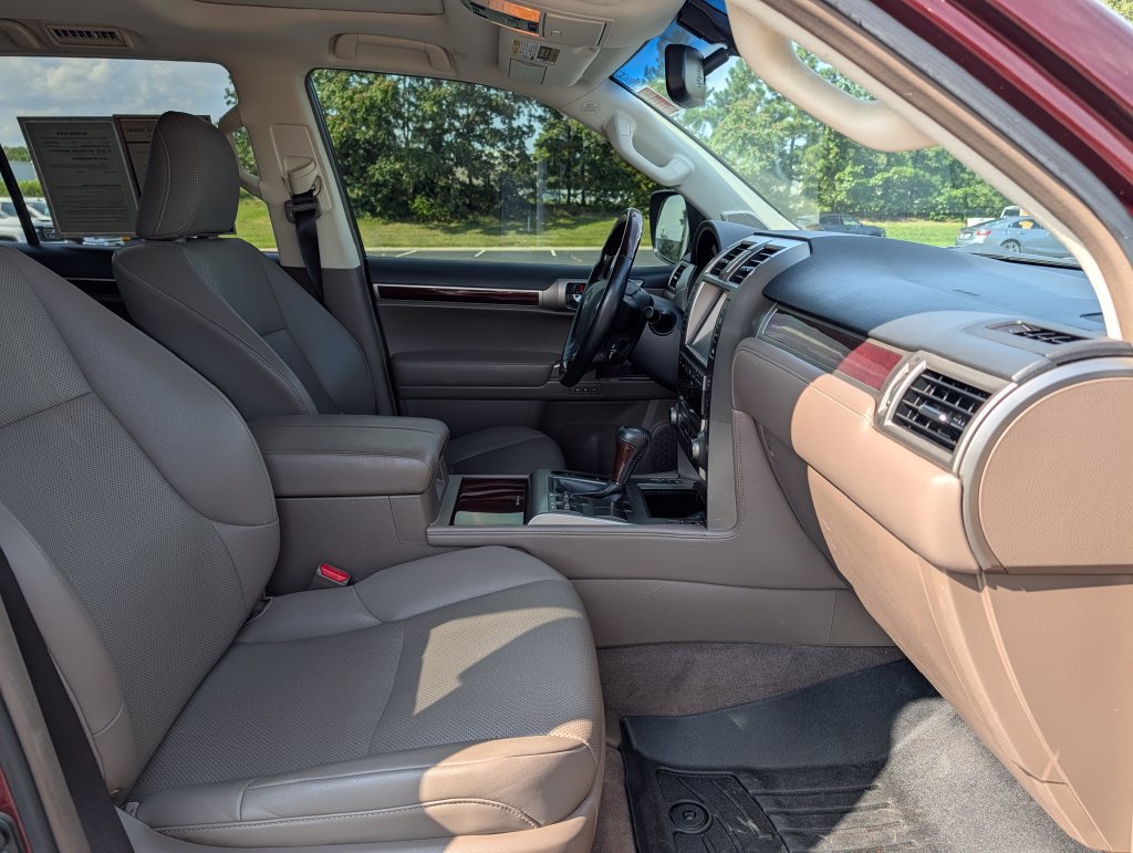 Used 2019 Lexus GX 460 Premium AWD/4WD image 12
