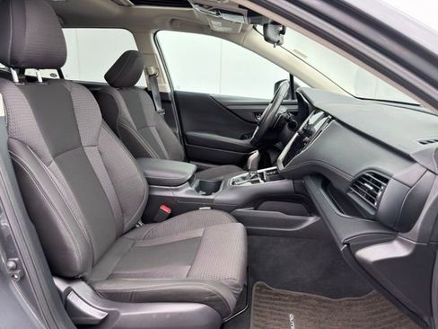 Used 2025 Subaru Outback Premium image 25