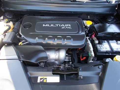 Used 2016 Jeep Cherokee Trailhawk image 18