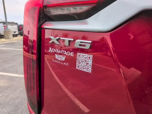 Certified 2024 Cadillac XT6 Premium Luxury w/ LPO, Floor Liner Package AWD/4WD image 7