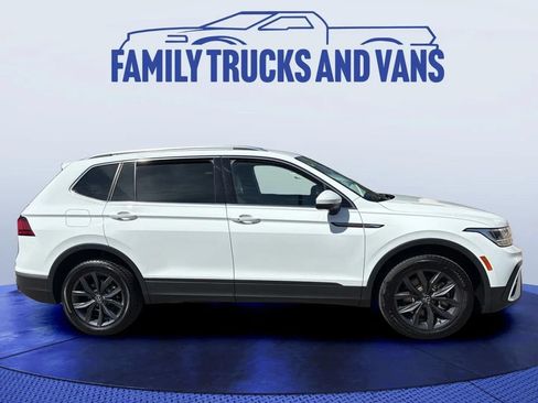 Used 2022 Volkswagen Tiguan SE AWD/4WD image 6