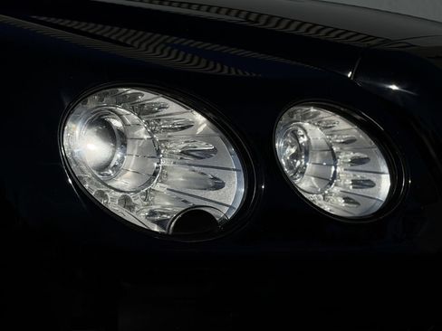 Used 2014 Bentley Flying Spur W12 image 15