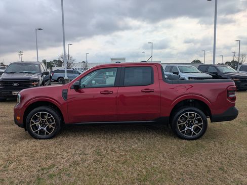 New 2026 Ford Maverick Lariat w/ 4K Tow Package AWD/4WD image 7