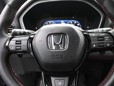 Used 2025 Honda Pilot Black Edition image 14