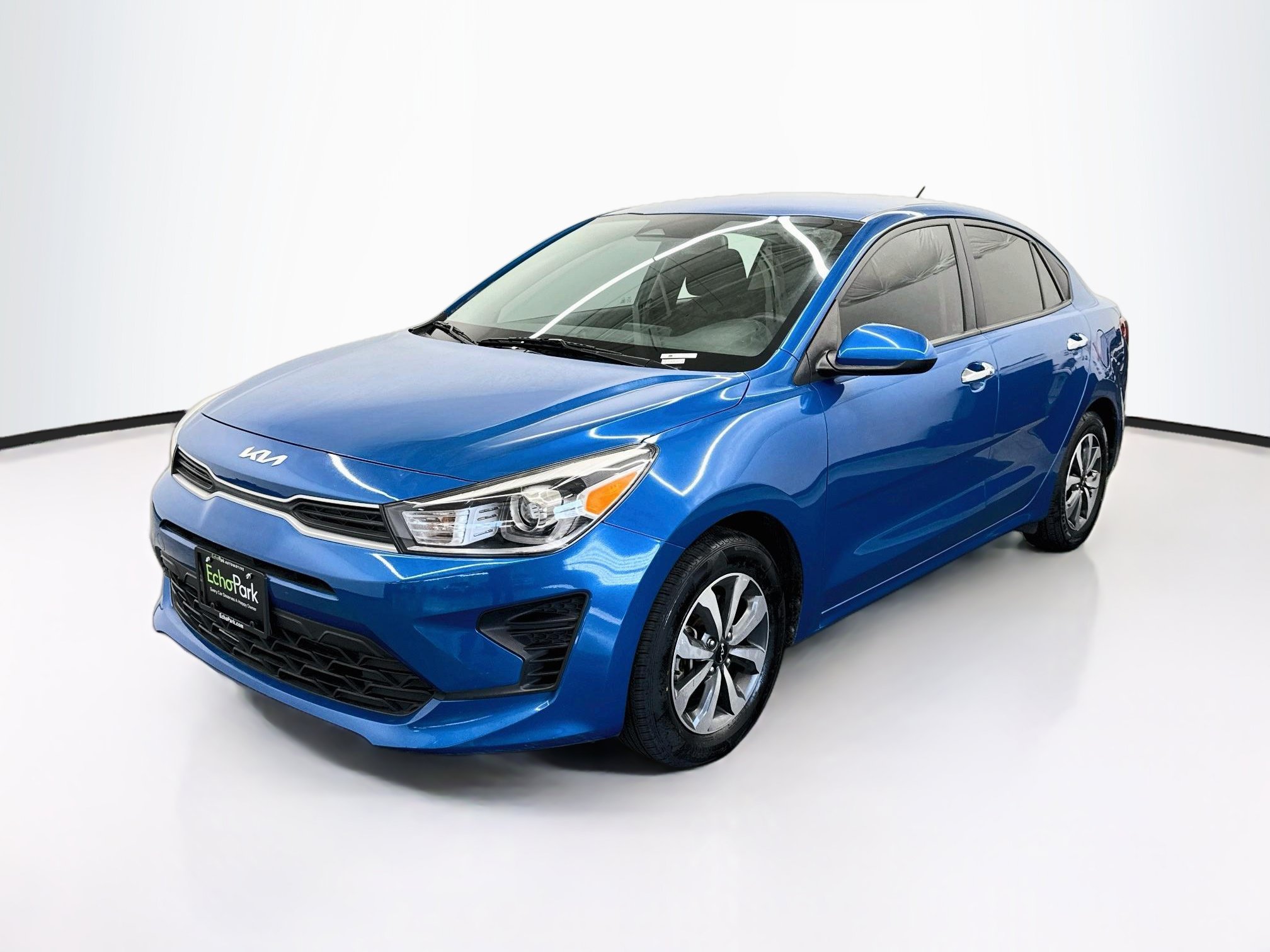 Used 2023 Kia Rio S w/ Technology Package FWD image 3