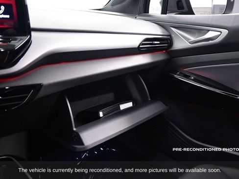 Used 2023 Volkswagen ID.4 Pro S Plus image 22