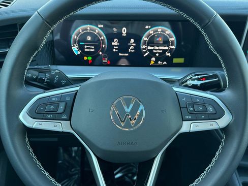 New 2026 Volkswagen Tiguan SE image 22