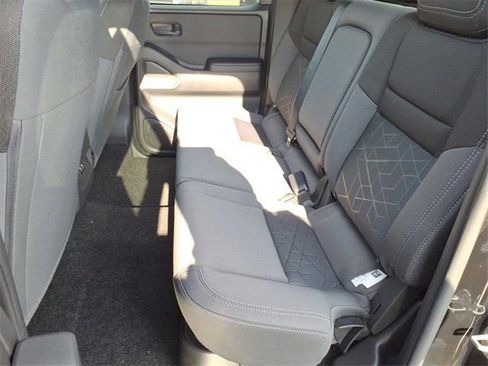 New 2026 Nissan Frontier SV w/ Tow Package image 8