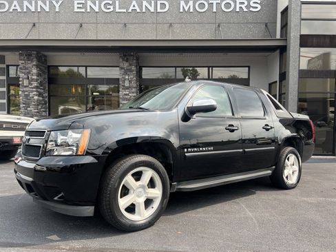 Used 2008 Chevrolet Avalanche LT w/ LT Preferred Equipment Group image 16
