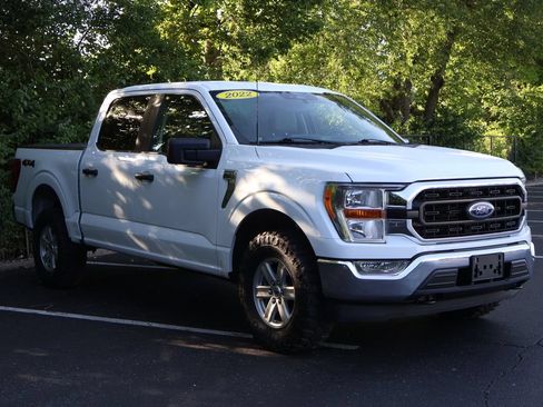 Used 2022 Ford F150 XLT w/ Trailer Tow Package AWD/4WD image 11