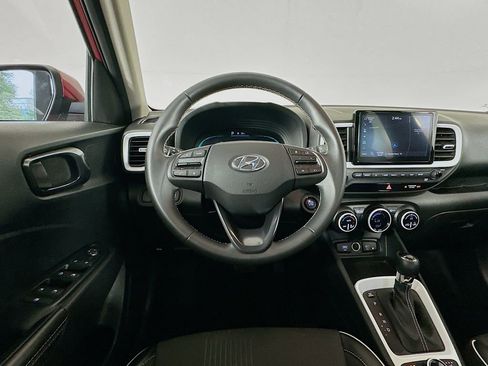 Certified 2023 Hyundai Venue Limited w/ Cargo Package image 23