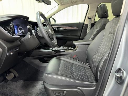 Used 2023 Buick Envision Avenir AWD/4WD image 14