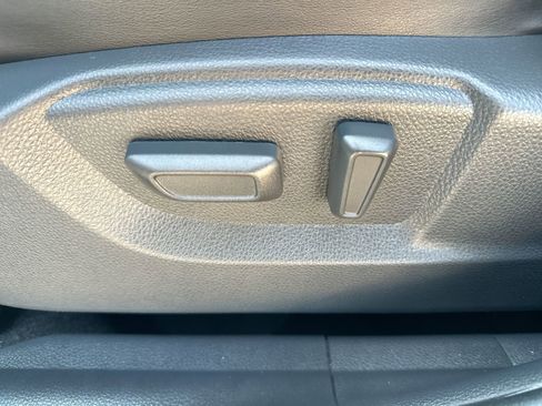 Used 2024 Mitsubishi Eclipse Cross SE image 12