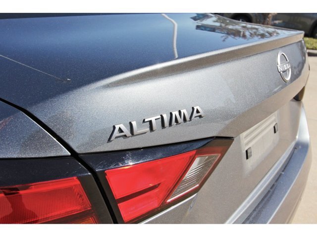 Used 2024 Nissan Altima 2.5 SV w/ SV Premium Package FWD image 10