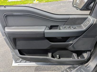 New 2026 Ford F150 XLT w/ Equipment Group 302A MID