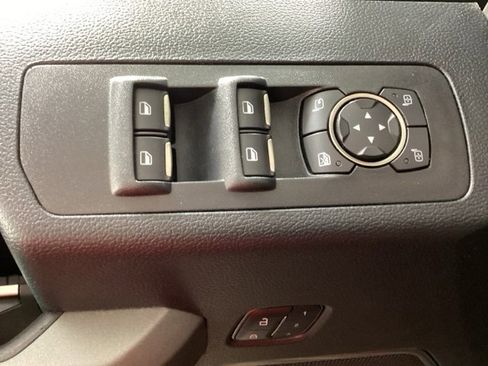 Used 2017 Ford F150 Raptor w/ Equipment Group 802A Luxury image 17