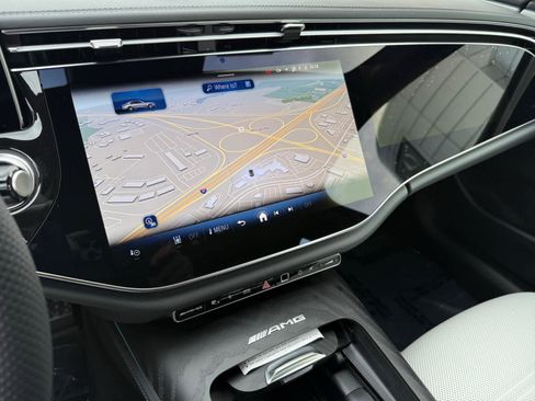 New 2026 Mercedes-Benz E 53 AMG e 4MATIC Sedan image 18