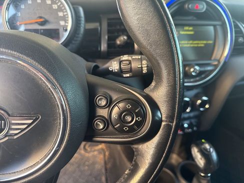 Used 2016 MINI Cooper S image 11