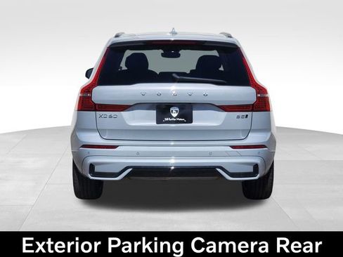 Certified 2025 Volvo XC60 B5 Plus AWD/4WD image 8