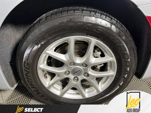 Used 2023 Chrysler Pacifica Touring-L FWD image 24