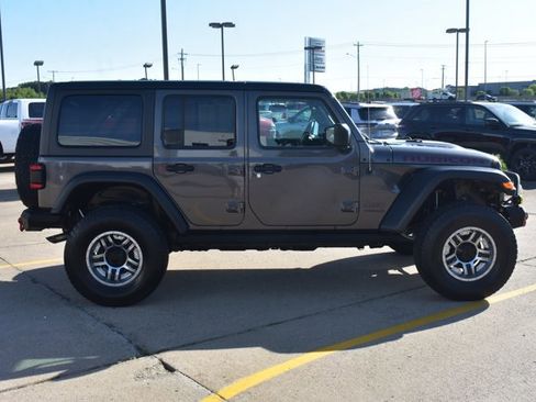 Used 2019 Jeep Wrangler Unlimited Rubicon AWD/4WD image 4