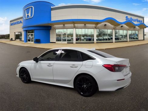 Used 2022 Honda Civic Sport image 6