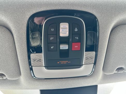 Used 2024 Hyundai Palisade Limited AWD/4WD image 91