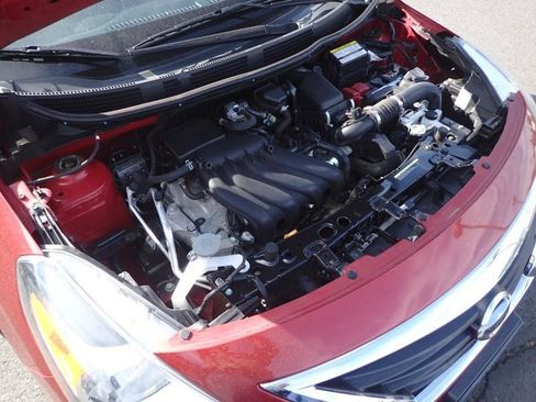 Used 2019 Nissan Versa SV FWD image 21