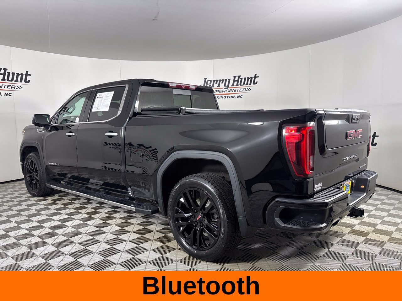 Used 2023 GMC Sierra 1500 Denali AWD/4WD image 8