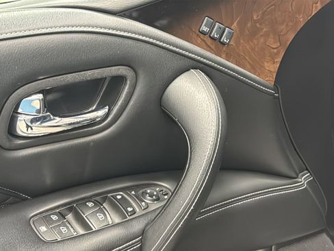 Used 2019 INFINITI QX80 Limited AWD/4WD image 21