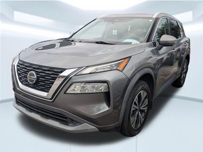 Used 2021 Nissan Rogue SV w/ Premium Package