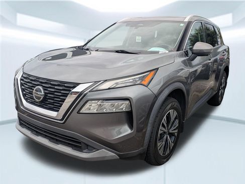 Used 2021 Nissan Rogue SV w/ Premium Package FWD image 1