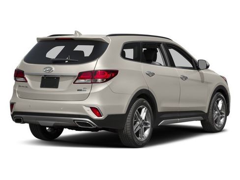 Used 2017 Hyundai Santa Fe Limited AWD/4WD image 2