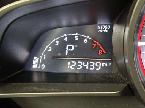 Used 2015 MAZDA MAZDA3 i Touring image 34