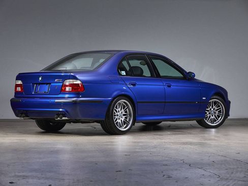 Used 2002 BMW M5 RWD image 5
