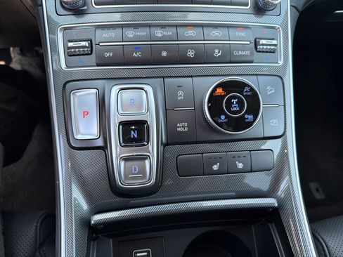 Certified 2023 Hyundai Santa Fe SEL w/ Premium Package image 32