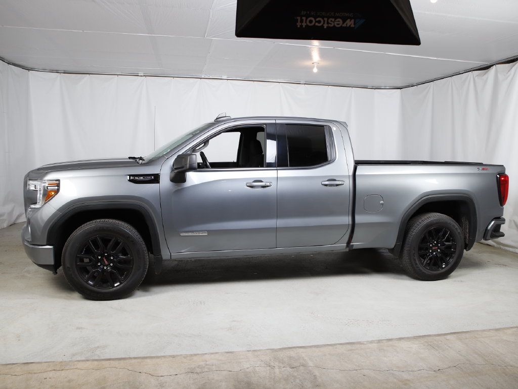 Used 2019 GMC Sierra 1500 Elevation w/ X31 Off-Road Package AWD/4WD image 18