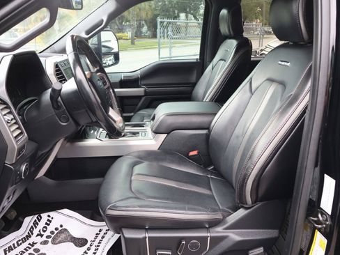 Used 2018 Ford F150 Platinum w/ Equipment Group 701A Luxury AWD/4WD image 13